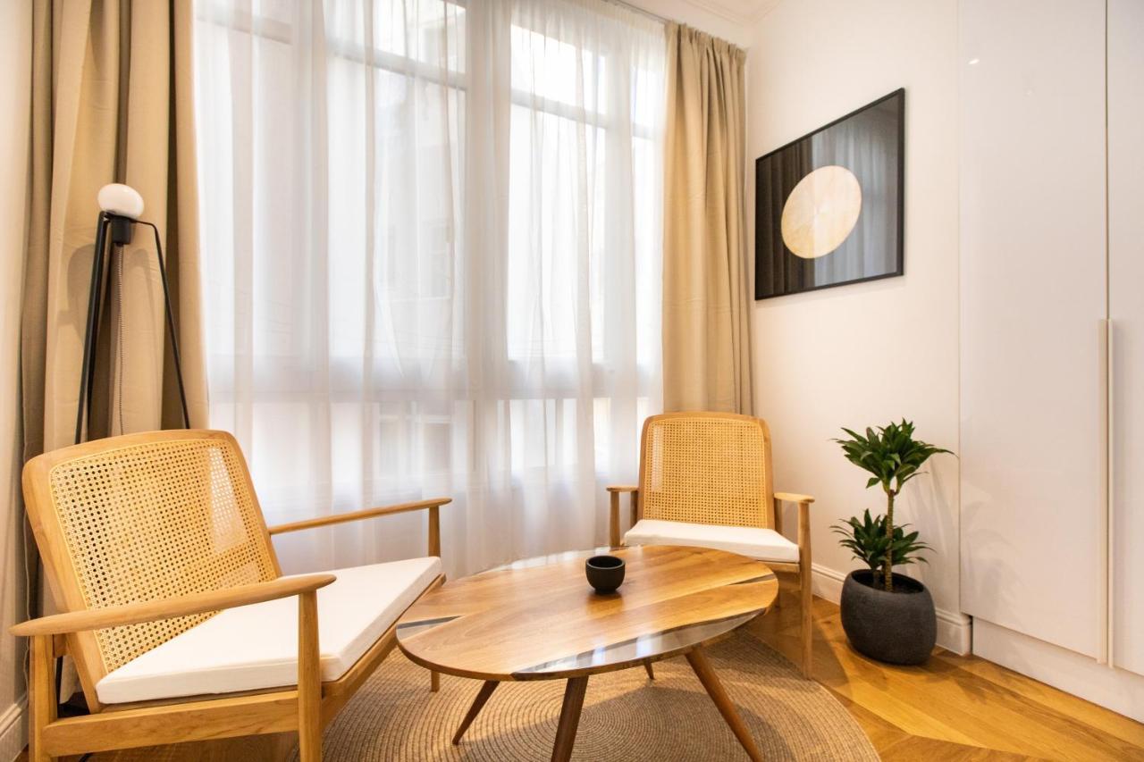 Majestic 4Br/4Bath Apartment In Sagrada Familia Area برشلونة المظهر الخارجي الصورة
